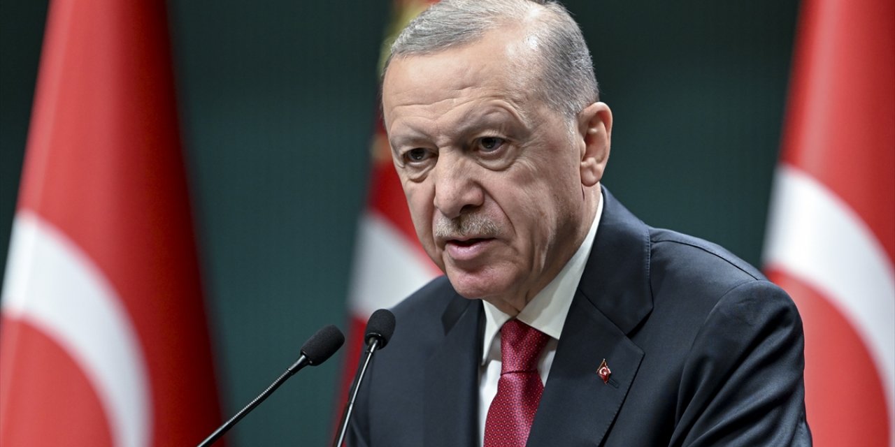 Erdoğan: Füze stoklarımızı caydırıcılık düzeyine getirecek üretim planlamaları yapıyoruz